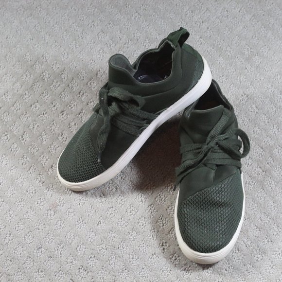 Steve Madden Langer Size 9 Army Green Sneakers - Picture 1 of 7